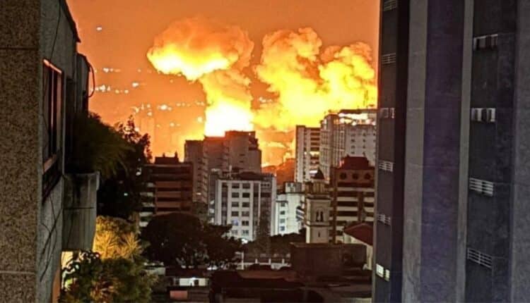 Długi cień Maduro zza krat: Wenezuela w ogniu, oddziały na ulicach, bazy wojskowe pod bombami