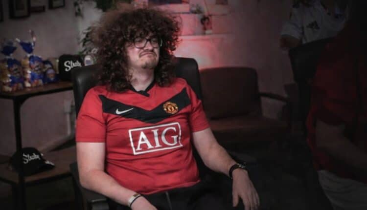 Po 494 dniach wciąż bez fryzjera. Kim jest Frank Ilett i ile zarobił na kryzysie Manchesteru United?