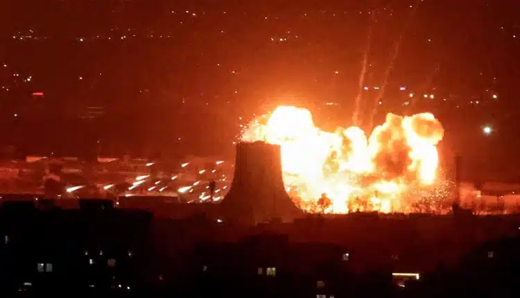 Podsumowanie wojny na Bliskim Wschodzie (08.03.2026). Fala uderzeń na „krwiobieg gospodarki”, czarny dym na ulicach