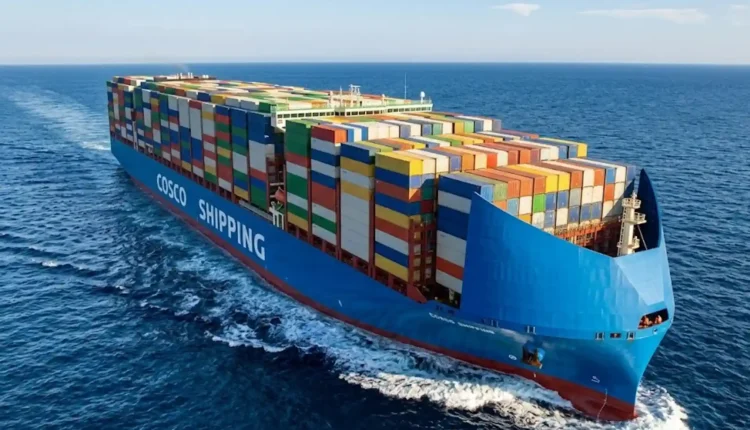 Chiny uciekają z Bliskiego Wschodu: sprzedają długi, Cosco zawiesza żeglugę