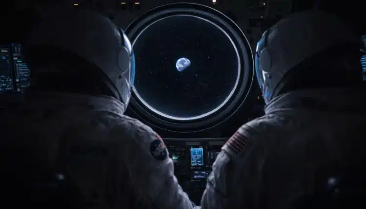 Astronauci NASA najdalej od Ziemi w historii. Przez 40 minut byli całkowicie sami w kosmosie