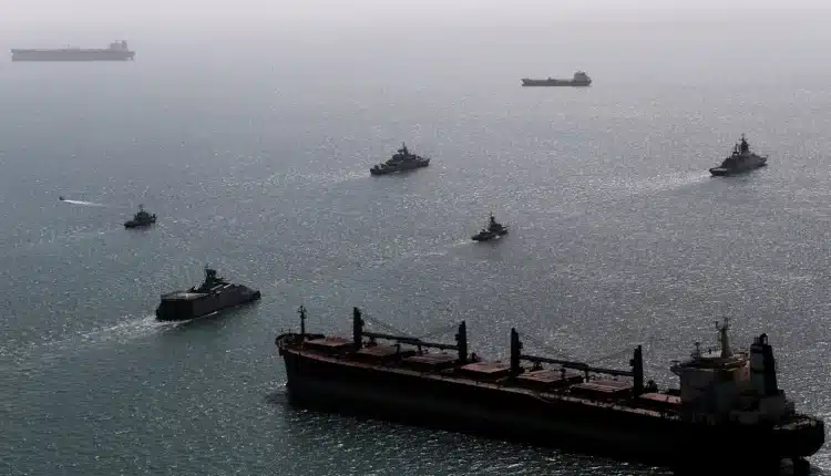 Oszuści wyłudzają „cła” w kryptowalucie od statków w Cieśninie Ormuz, czyli scam „na ajatollahów”