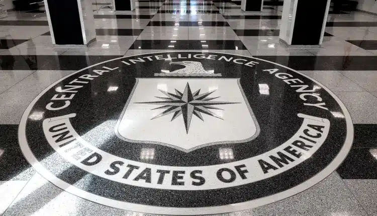 Agent CIA aresztowany – z setkami złotych sztab w domu, pobranymi „do celów operacyjnych”