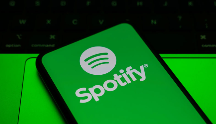 Spotify zaczyna walkę z artystami AI – teraz będzie łatwiej odróżnić prawdziwego artystę od sztucznej inteligencji