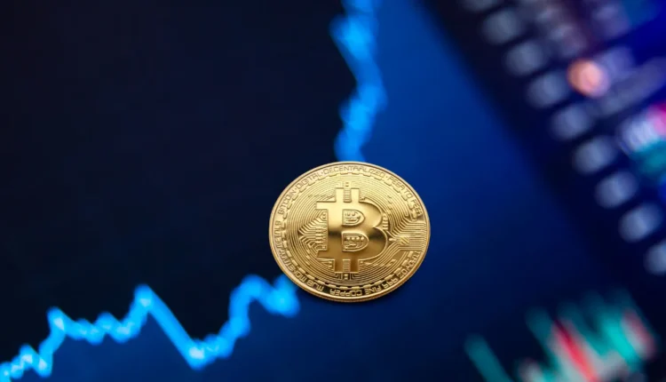 Bitcoin idzie jak po sznurku. Kiedy wybicie? Analizujemy jak zachowuje się kurs BTC
