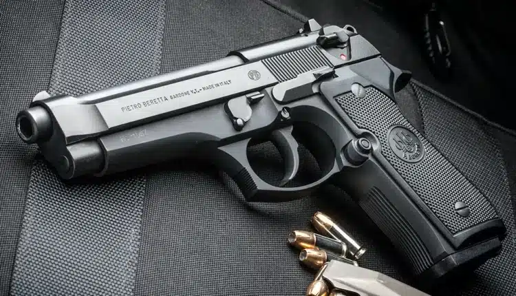 Beretta kupuje akcje Rugera. Obawy o przejęcie przez Włochów konkurenta, mimo zastrzeżeń w umowie