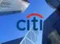Logo Citigroup na tle wieżowców