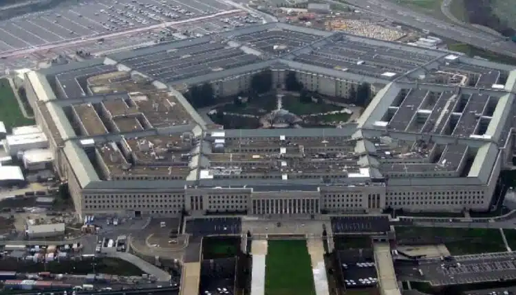 Wojskowi zarabiali miliony na Polymarket. Pentagon ukróci ten proceder