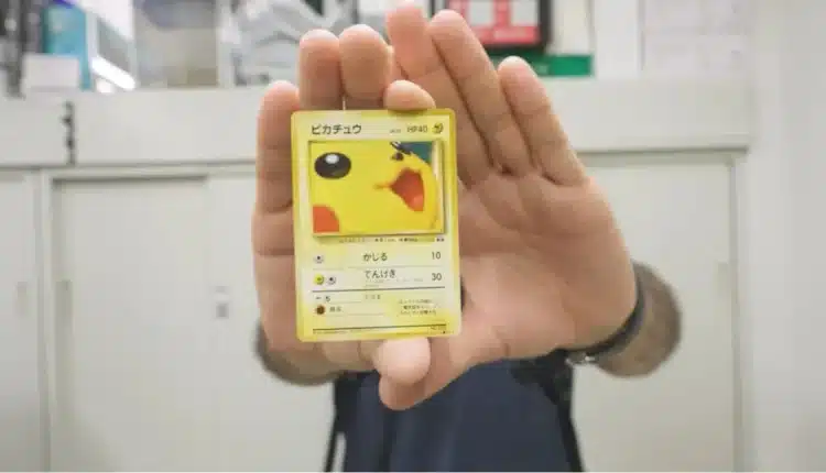 Karty Pokémon przeleżały 15 lat na strychu. Emeryt z Anglii sprzedał je za 1,56 milionów funtów