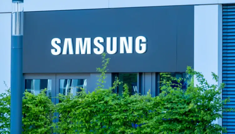Samsung tnie produkcje