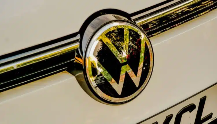 Volkswagen prosi Brukselę o pomoc. Chińska wojna cenowa puka do Europy
